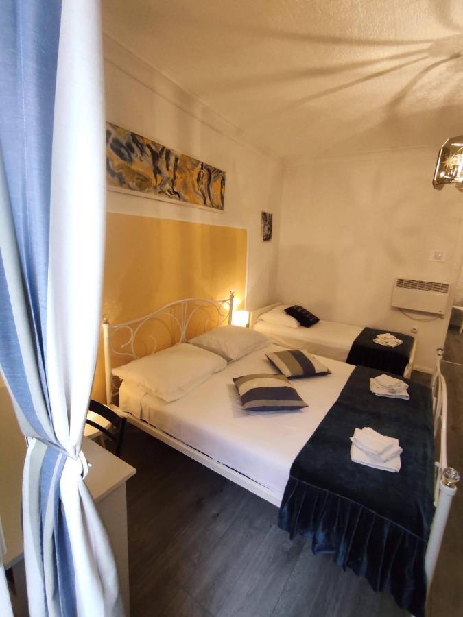 Apartman Plasse Rijeka Exterior foto