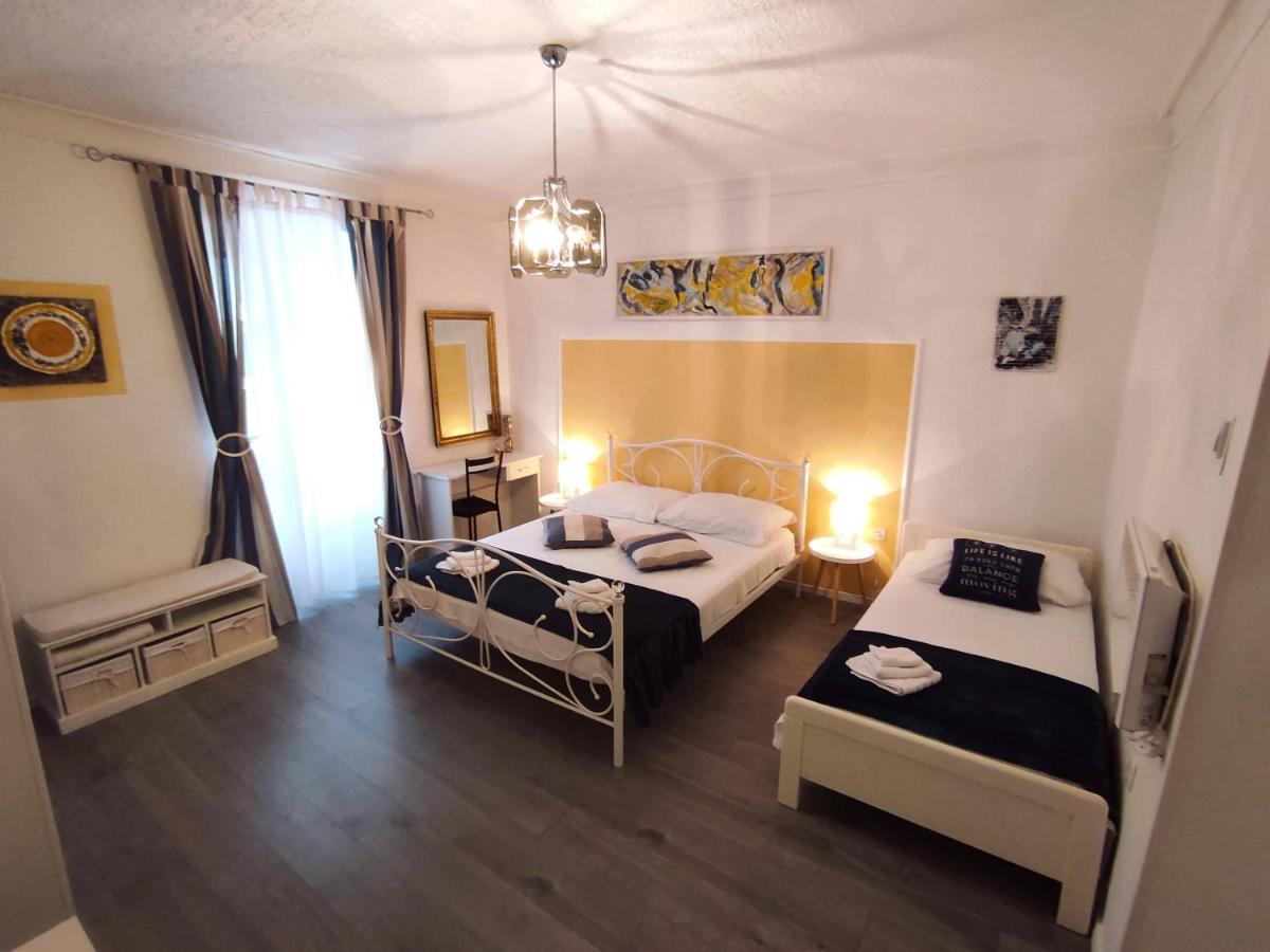 Apartman Plasse Rijeka Exterior foto